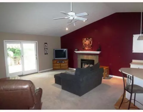 517 Glenwyth, Brighton, MI 48116 photo 3