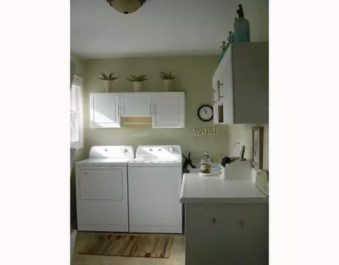 8 Ridgemont Dr, Adrian, MI 49221 photo 5
