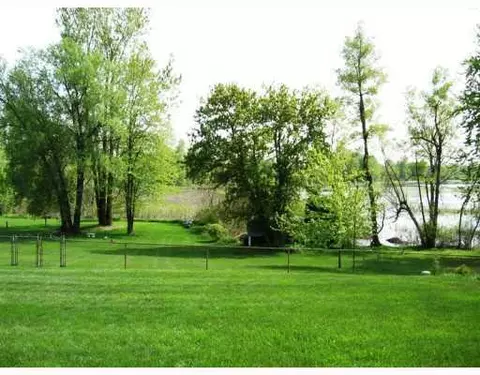 8 Ridgemont Dr, Adrian, MI 49221 photo 9