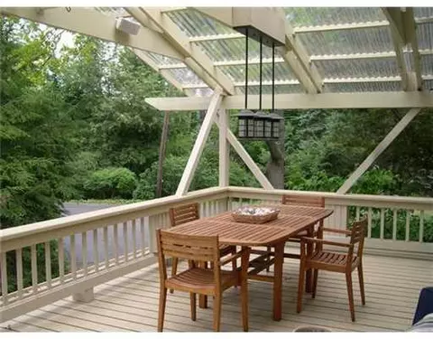 357 Pond Vw, Saline, MI 48176 photo 9