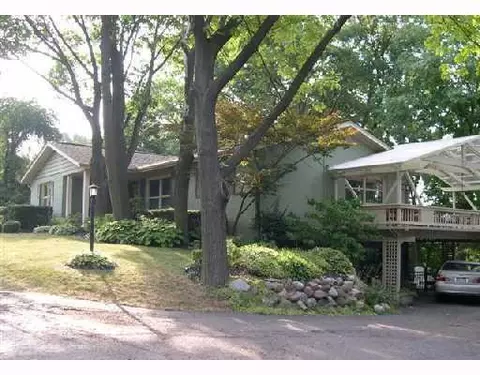 357 Pond Vw, Saline, MI 48176 photo 1