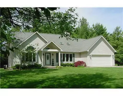 1164 Bishop Rd, Saline, MI 48176 photo 1