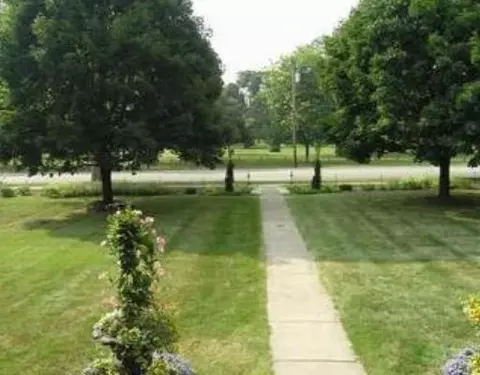 302 E Henry, Saline, MI 48176 photo 10