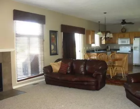 9219 Fieldstone, Saline, MI 48176 photo 3