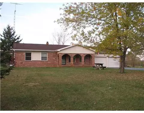1168 Alamo Ct, Tecumseh, MI 49286 photo 1