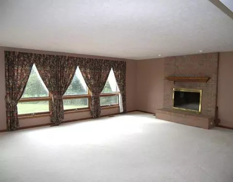6186 Windmill, Saline, MI 48176 photo 4