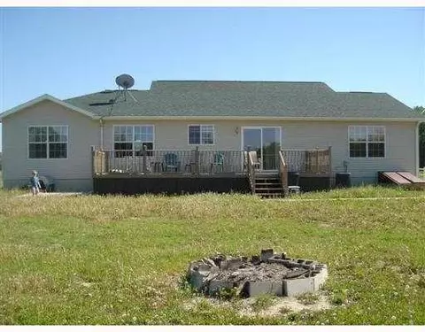 5740 Colf, Carleton, MI 48117 photo 5