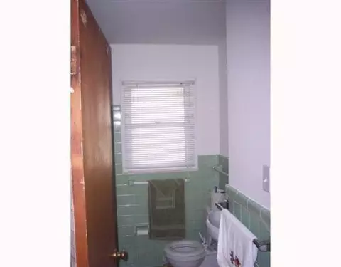 466 Everett, Milan, MI 48160 photo 9