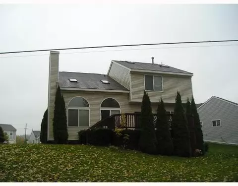 363 Victorian, Belleville, MI 48111 photo 3
