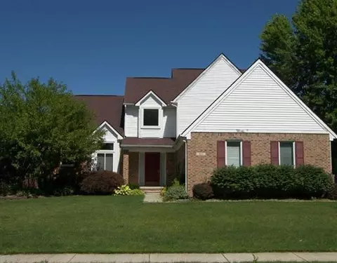 461 Harbour Pointe Dr, Belleville, MI 48111 photo 1