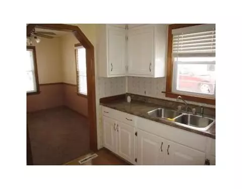 7415 Beech Daly, Taylor, MI 48180 photo 6