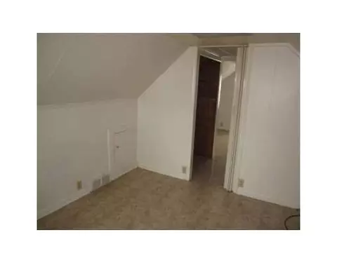 7415 Beech Daly, Taylor, MI 48180 photo 8