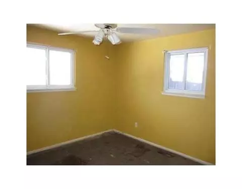 5085 Harding, Wayne, MI 48184 photo 8
