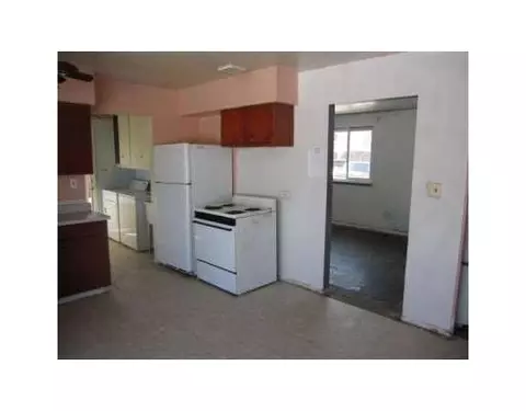5085 Harding, Wayne, MI 48184 photo 6