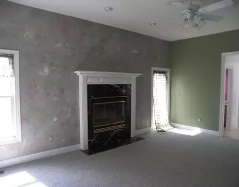 2862 E Maple, Milford Twp, MI 48381 photo 3