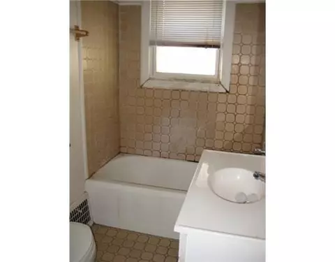 35312 Chestnut, Wayne, MI 48184 photo 2