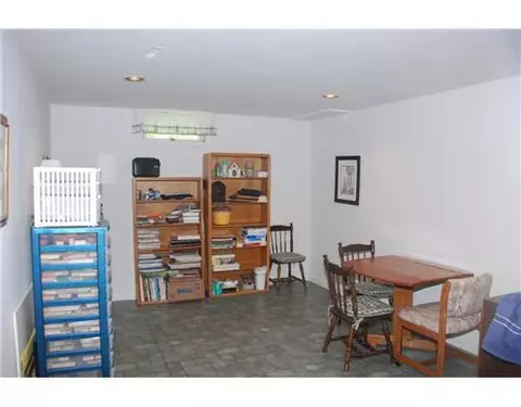 2182 Vail Ct, Ann Arbor, MI 48108 photo 9