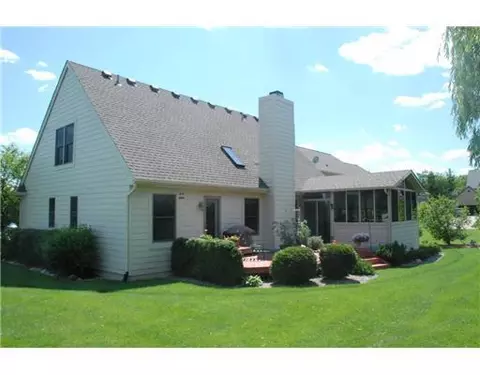 2182 Vail Ct, Ann Arbor, MI 48108 photo 2