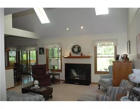 2182 Vail Ct, Ann Arbor, MI 48108 photo 3