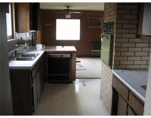 7176 Birch, Taylor, MI 48180 photo 5