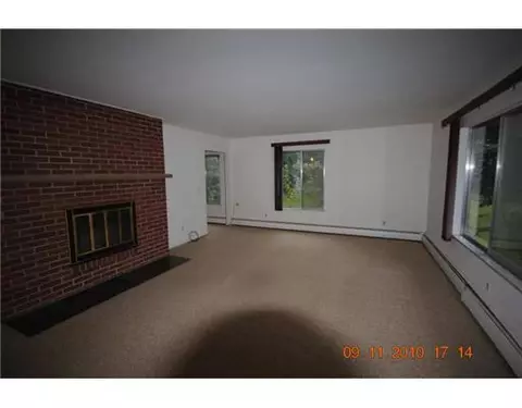852 Stonegate, Ann Arbor, MI 48103 photo 5