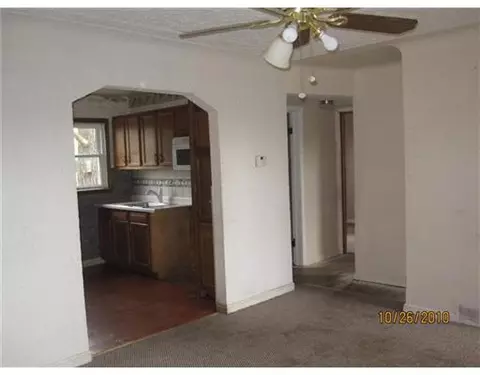 3657 S Hubbard, Wayne, MI 48184 photo 4