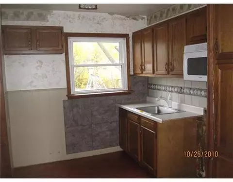 3657 S Hubbard, Wayne, MI 48184 photo 3
