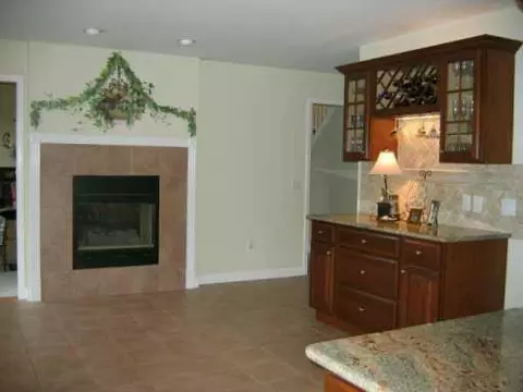 5193 Polo Fields Dr, Ann Arbor, MI 48103 photo 4
