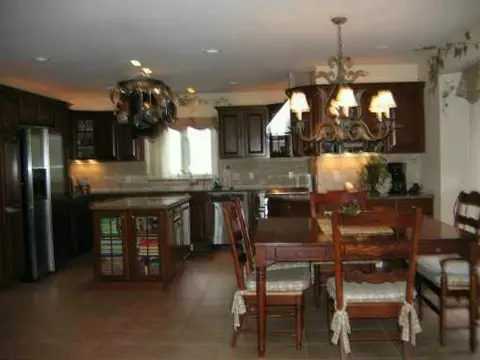 5193 Polo Fields Dr, Ann Arbor, MI 48103 photo 3