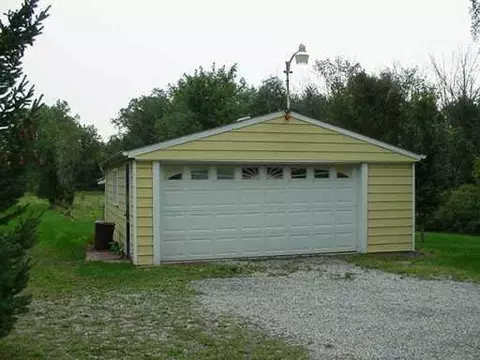 15551 Middlebelt, Romulus, MI 48174 photo 3