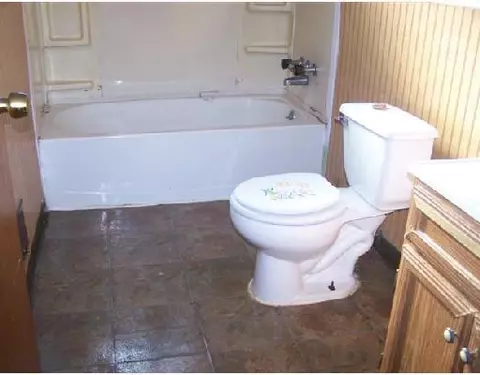 27017 Avalon, Taylor, MI 48180 photo 5