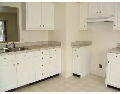 34178 Van Born, Wayne, MI 48184 photo 3