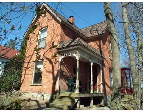 816 Spring, Ann Arbor, MI 48103 photo 1