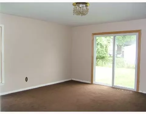 35428 Elm, Wayne, MI 48184 photo 6