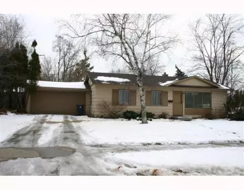 2425 N N Cir, Ann Arbor, MI 48103 photo 1
