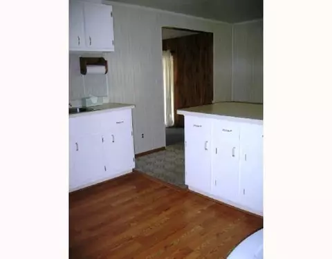30729 Halecreek, Romulus, MI 48174 photo 4