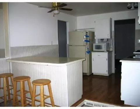 30729 Halecreek, Romulus, MI 48174 photo 3