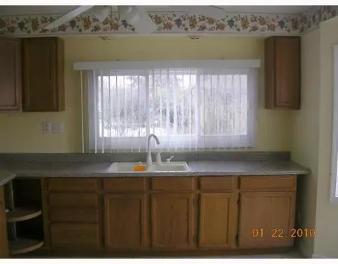 2887 Wattles, Troy, MI 48085 photo 2