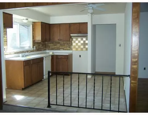 14030 Heritage, Riverview, MI 48193 photo 3