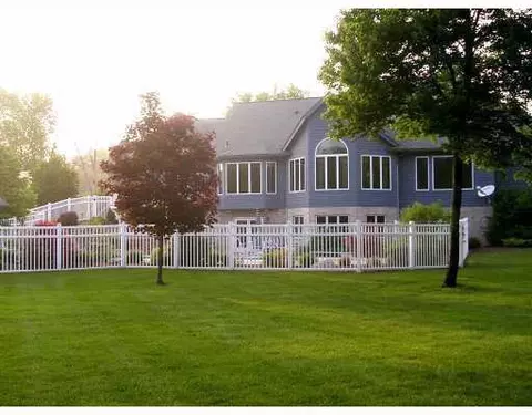 3770 E Joy, Ann Arbor, MI 48105 photo 2