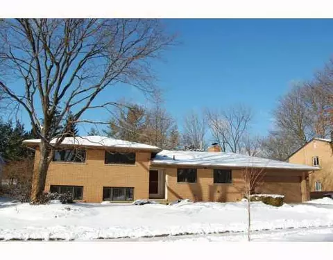 2140 Needham, Ann Arbor, MI 48104 photo 1