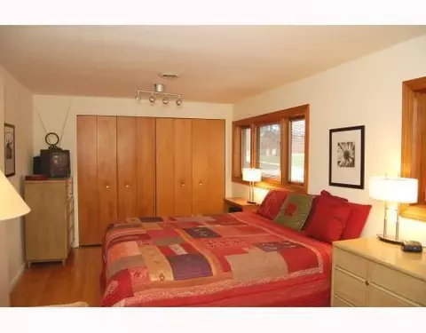 2140 Needham, Ann Arbor, MI 48104 photo 4