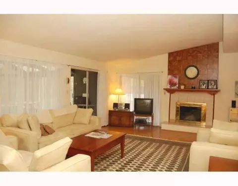 2140 Needham, Ann Arbor, MI 48104 photo 2