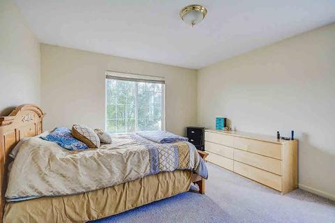 4151 S Wayne Rd, Wayne, MI 48184 photo 33