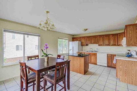 4151 S Wayne Rd, Wayne, MI 48184 photo 17