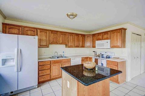 4151 S Wayne Rd, Wayne, MI 48184 photo 19