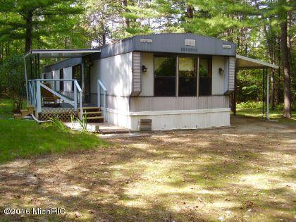 2154 Mapes Rd, Mio, MI 48647 photo 1