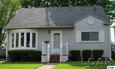 651 Lenawee St, Adrian, MI 49221 photo 1