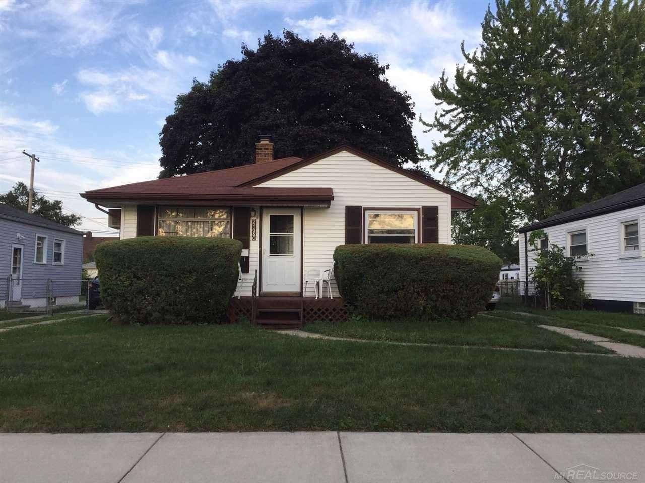 24680 Schroeder, Eastpointe, MI 48021 photo 1