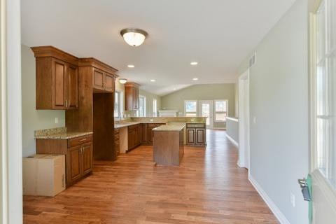1032 Ridge View Dr, Tecumseh, MI 49286 photo 4